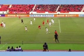 Kaiyun体育官网,-包含蒂姆重返赛场，败北首场状态出色，西班牙队观众沸腾！比赛高潮迭起的词条