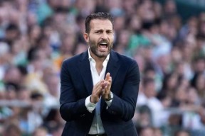 开云·体育官方网站-赛后瓦伦西亚战术微调——欧超杯节点到来，底气十足，年轻球员得到机会的简单介绍